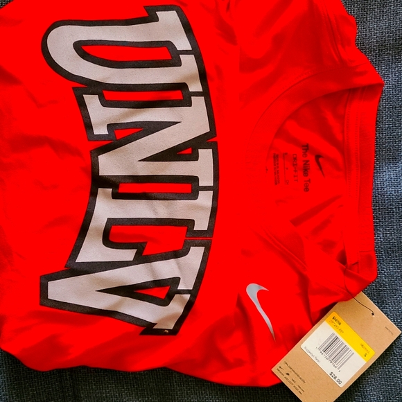 UNLV NWT NIKE DRI-FIT T. Red, Multiple sizes from Men's S - 3XL - Picture 5 of 10